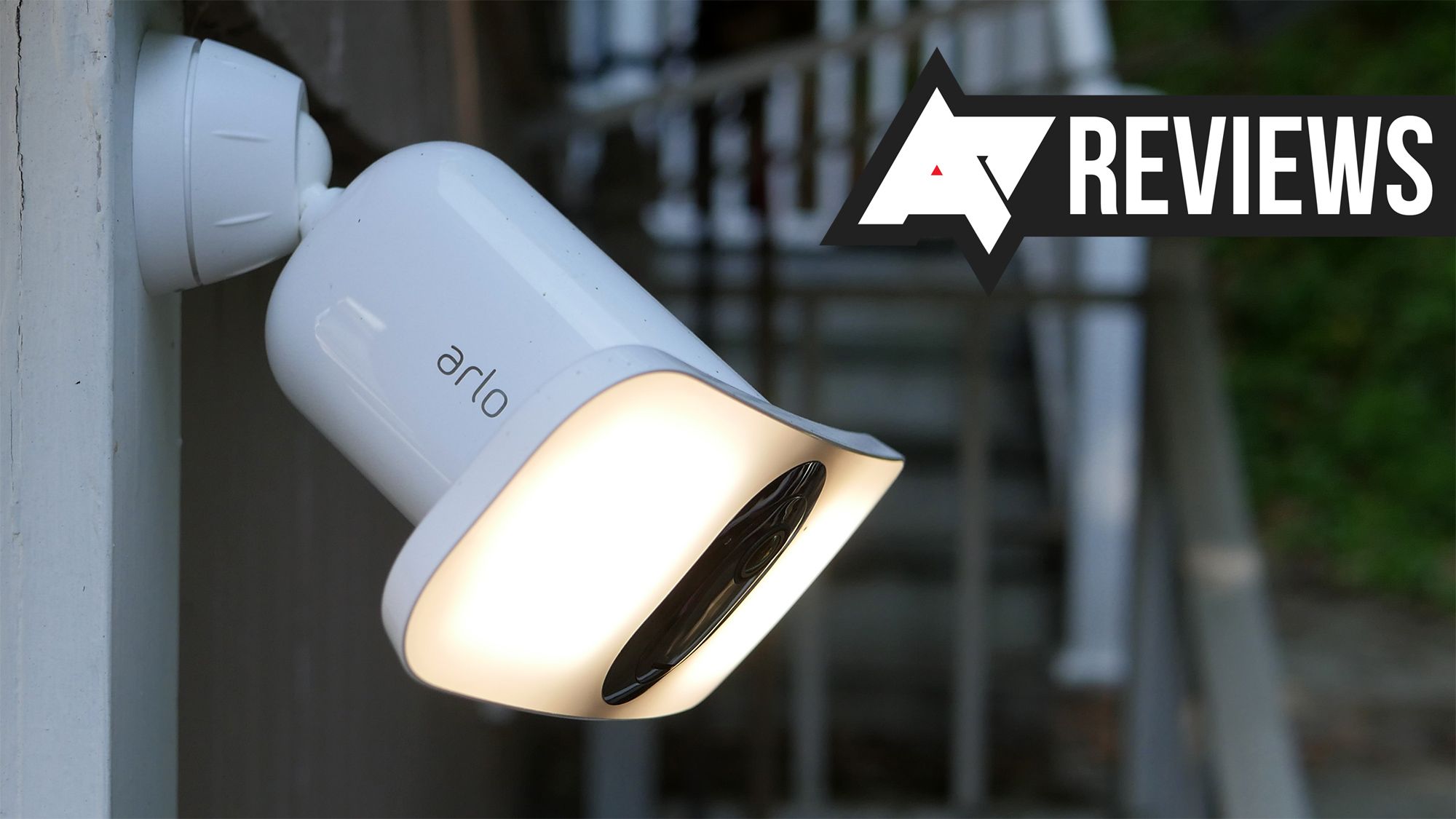 arlo-pro-3-floodlight-hero