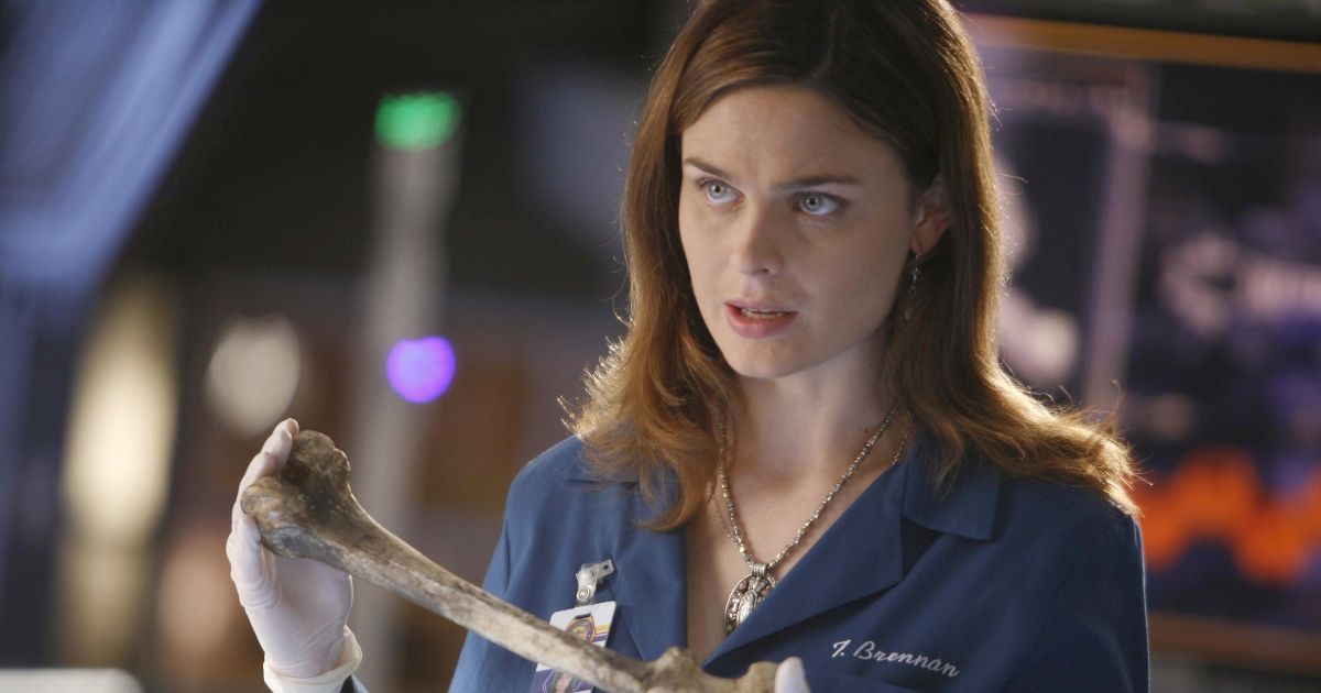 emily-deschanel-bones