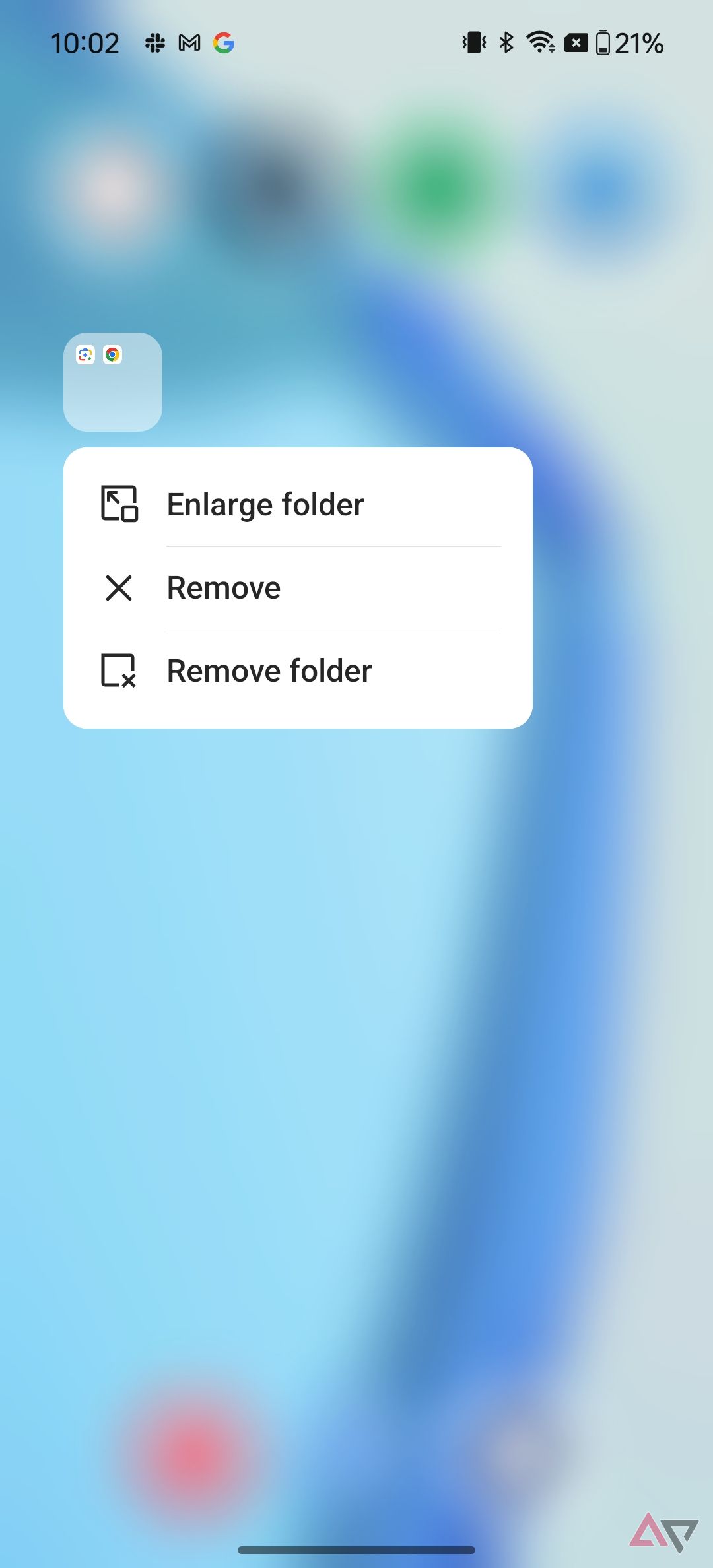 Enlarging a folder on OxygenOS 14 on the OnePlus 12R.