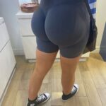 gym booty.jpg