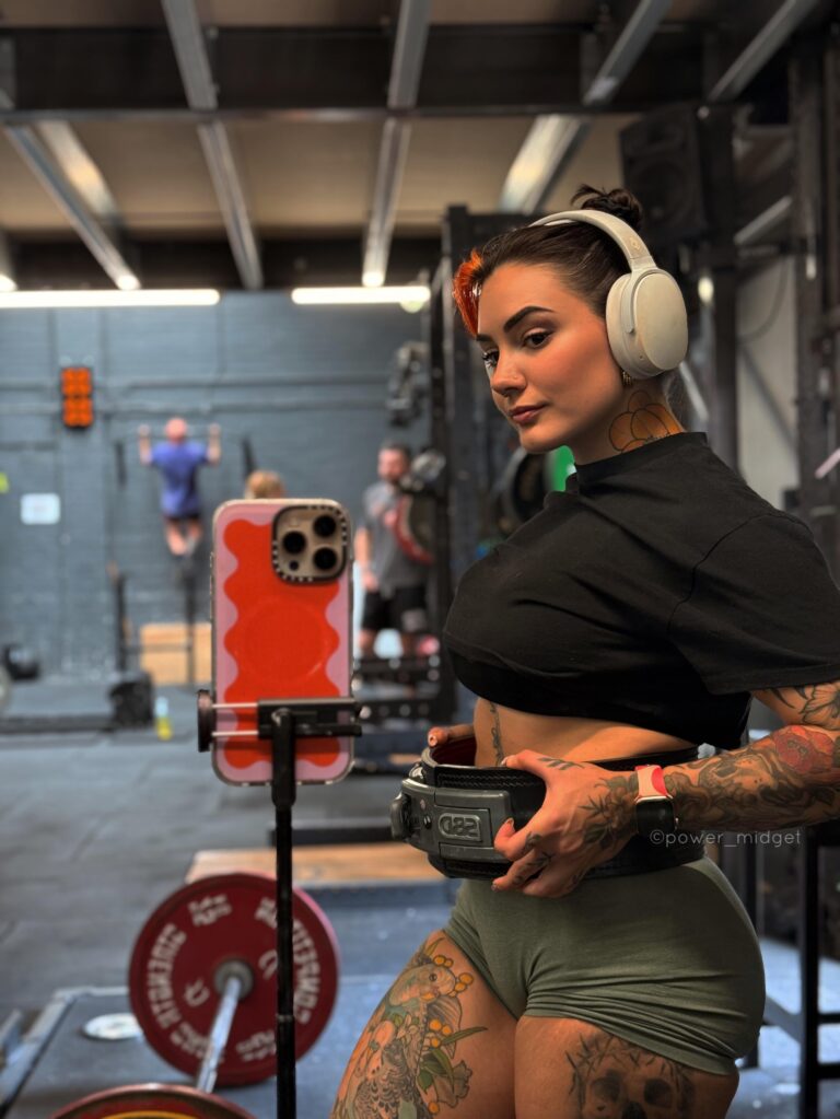 procrastinating between pause deadlift sets.jpeg