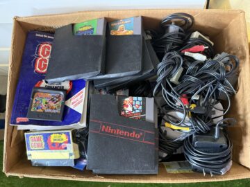 a box my neighbor just asked if i wanted.jpeg