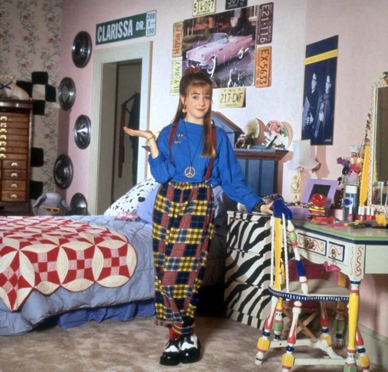clarissa explains it all.jpeg