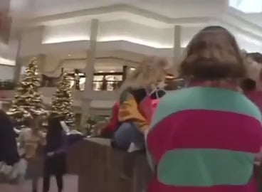 footage from the early 90s mall experience.png