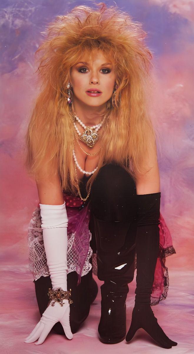 nancy wilson of heart.jpeg