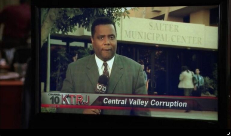 perd as a serious reporter on the mentalist s02e12.jpeg