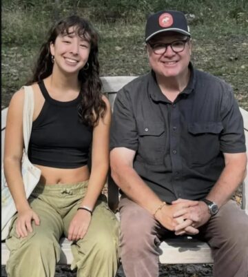 cam looks like jay nowf09faba0.jpeg