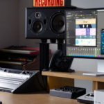 wp header logo 84.png