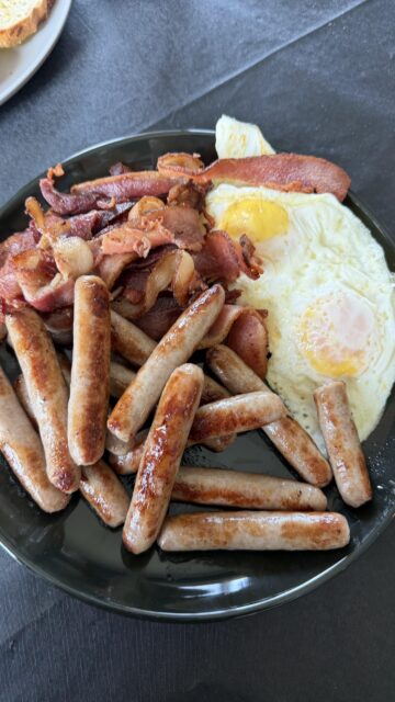 tbt breakfast served on the set of to big to nail loved the sausage.jpeg