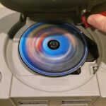 kids will never understand having a peek at your game disc spinning mid game.jpeg