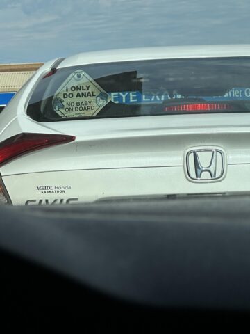 maam this is a wendys drive thru.jpeg