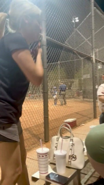 babys first holup.png