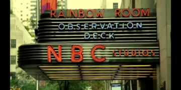 i put the crash bandicoot theme over the 30 rock intro.png