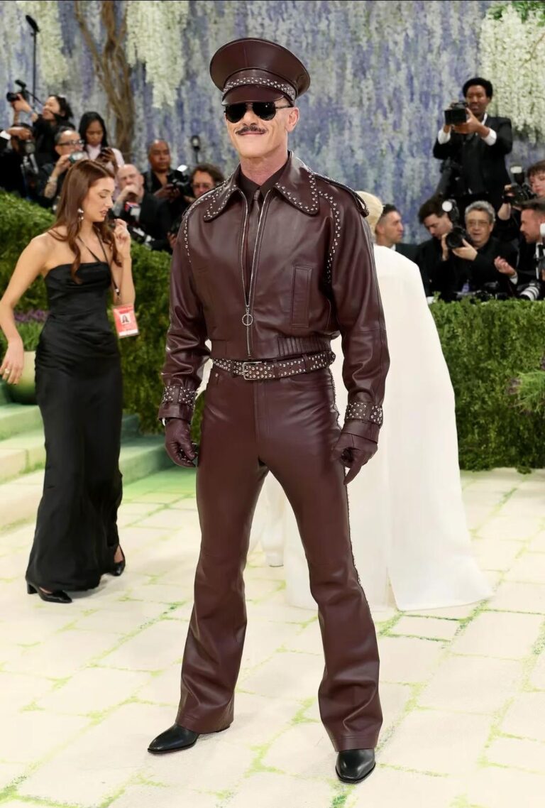 im looking for something that says dad likes leather.jpeg