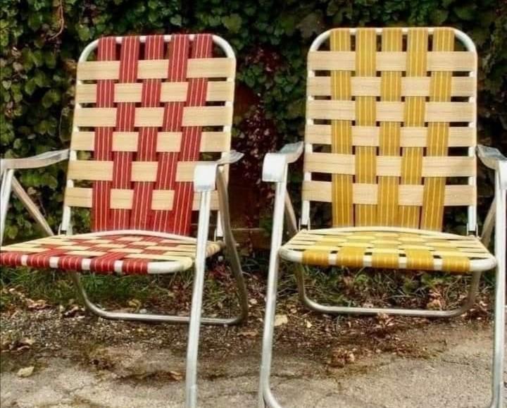 the classic lawn chairs.jpeg