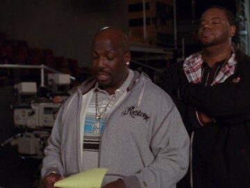 watching 30 rock for the first time i love that dotcom and grizz didnt just stay as background characters with no personalities.jpeg