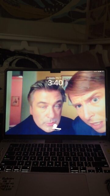my wallpaper makes me giggle whenever i open it.jpeg