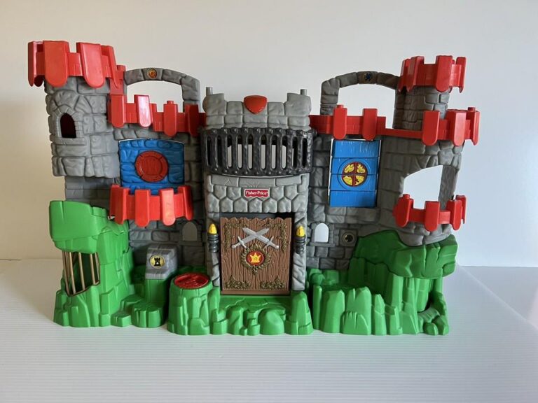 before we had iphones we had the fisher price castle.jpeg