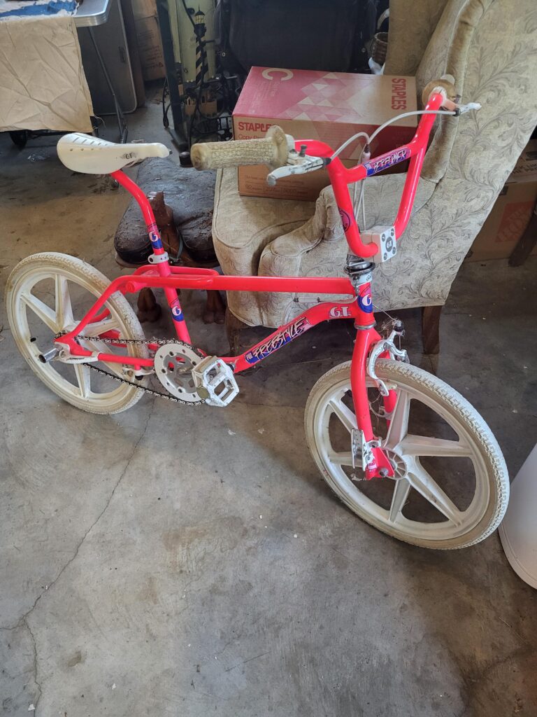 my husbands bike from 1987.jpeg