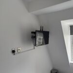 the tv offered in an apartment for rent i visited.jpeg