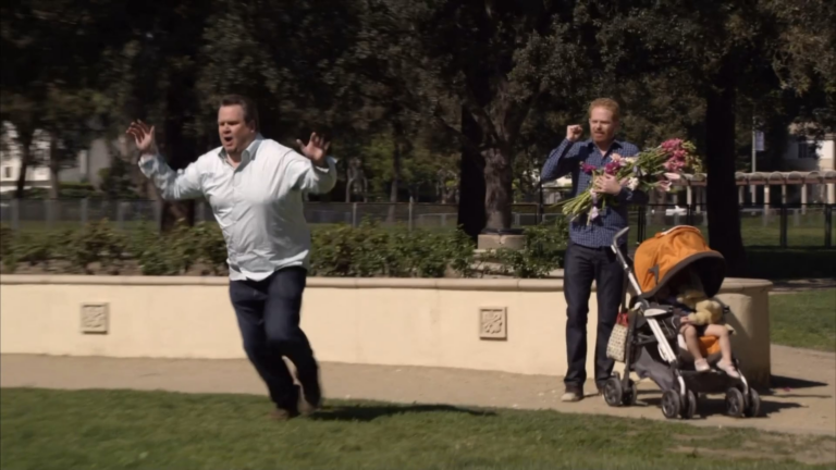 the way cam runs never fails to make me laugh.png